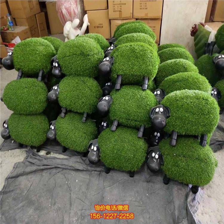 公園游樂(lè)場(chǎng)玻璃鋼卡通彩繪戶(hù)外園林卡通公仔動(dòng)物景觀雕塑